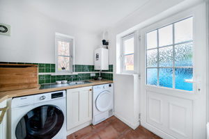 Photo 11- click for photo gallery